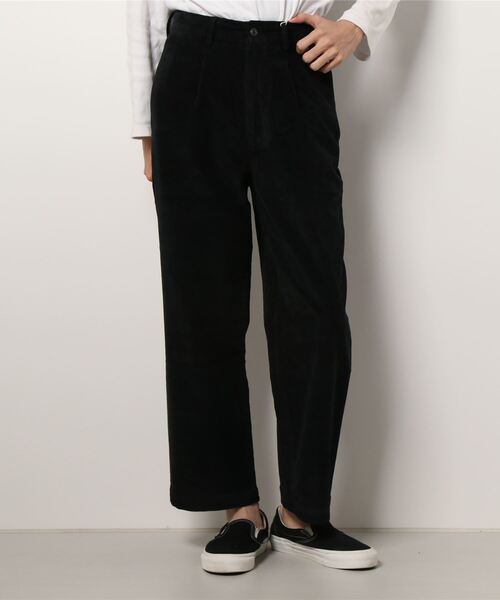 RICCARDO METHA（リカルドメッサ）の「1TUCK WIDE PANTS 8walle CORDUROY SOLID J8132（スラックス・メンズ・カーキ/オリーブ/ブラック/ベージュ・46/48/44）」の2枚目の写真
