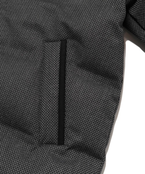MEN'S BIGI（メンズビギ）の「マイクロブロックチェック ボリュームネックダウンジャケット（ダウンジャケット/コート・メンズ・チャコールグレー×ブラック/ダークネイビー/ブラック×ブラック・01/02/03/04）」の13枚目の写真