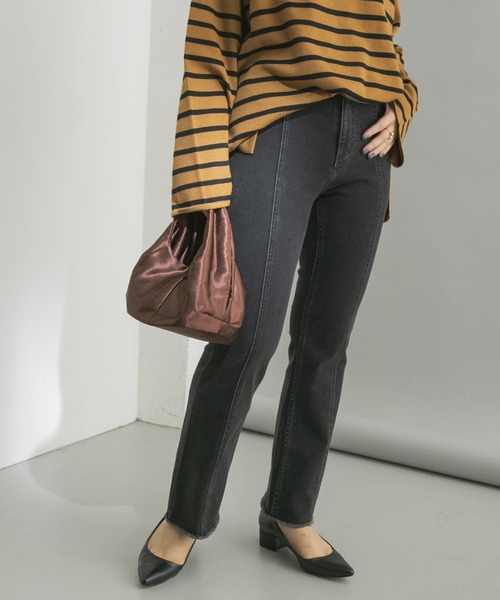 URBAN RESEARCH（アーバンリサーチ）の「センターシームデニムパンツ（デニムパンツ・レディース・ブラック/ブルー・38/36/34）」の22枚目の写真