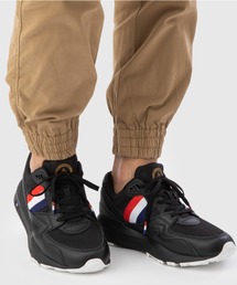 le coq sportif（ルコックスポルティフ）の「LCS R800 Z1 S60（スニーカー）」