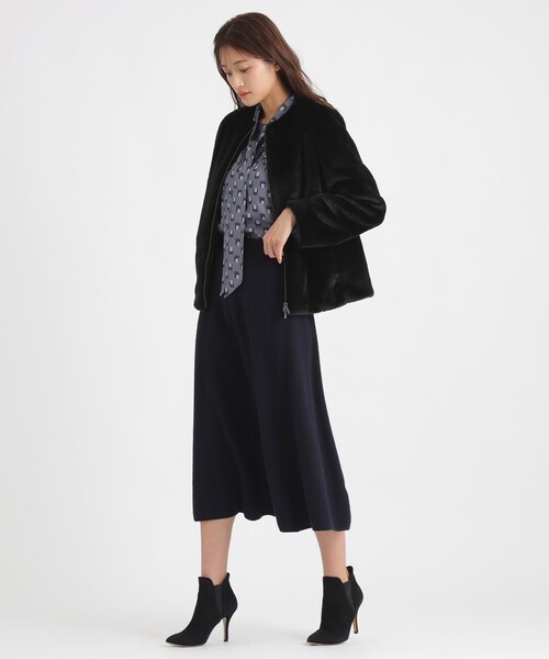 TRANS WORK（トランスワーク）の「フェイクファーノーカラー