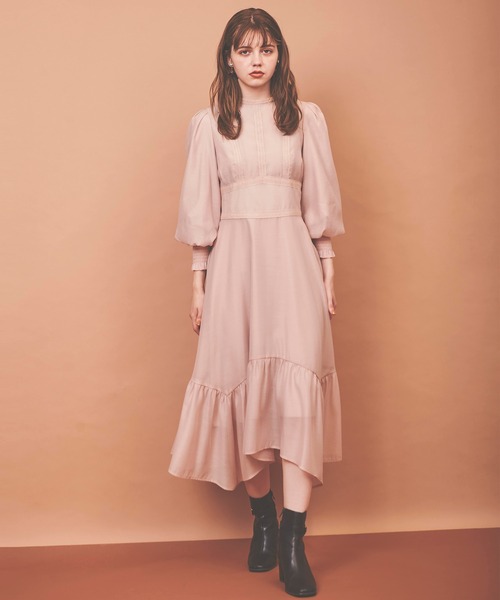 31 Sons de mode（トランテアン　ソン　ドゥ　モード）の「レース切替シアーワンピース（ワンピース・レディース・ベージュ/ラベンダー・38/36）」の2枚目の写真