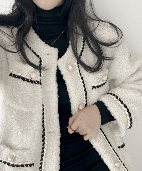 BEIDELLI（ベイデリー）の「[BELLIDE MADE] グレースツイードパーボタンジャケット（ノーカラージャケット・レディース・アイボリー/ブラック・FREE）」の3枚目の写真