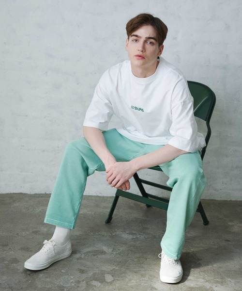 SILAS（サイラス）の「BASIC FRONT LOGO S/S TEE サイラスベーシックフロントロゴ半袖Tシャツ/刺繍　オーバーサイズ（Tシャツ/カットソー・メンズ・ネイビー/ホワイト/ブラック/チャコールグレー/ライトブルー/グリーン・X-LARGE/MEDIUM/LARGE）」の7枚目の写真