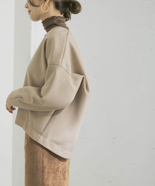 URBAN RESEARCH（アーバンリサーチ）の「メルトンフリースVネックTOPS（Tシャツ/カットソー・レディース・ベージュ/アイボリー・FREE）」の3枚目の写真