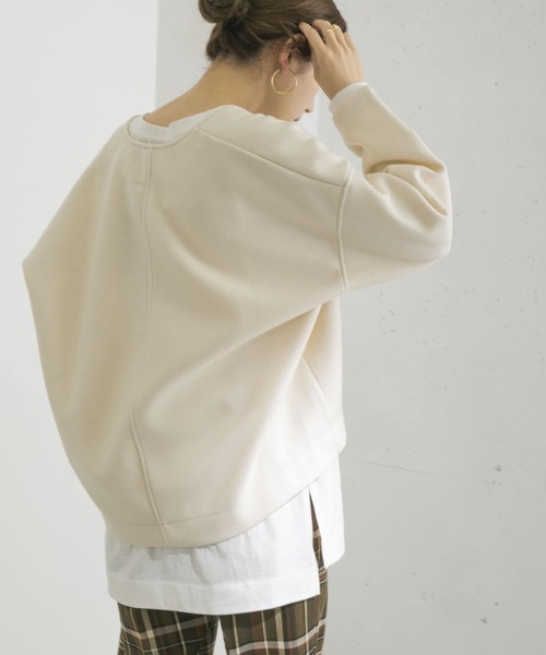 URBAN RESEARCH（アーバンリサーチ）の「メルトンフリースVネックTOPS（Tシャツ/カットソー・レディース・ベージュ/アイボリー・FREE）」の13枚目の写真