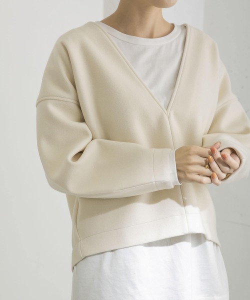 URBAN RESEARCH（アーバンリサーチ）の「メルトンフリースVネックTOPS（Tシャツ/カットソー・レディース・ベージュ/アイボリー・FREE）」の22枚目の写真