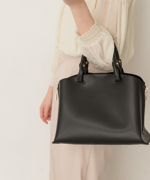 RODE SKO（ロデスコ）の「テープショルダープチ軽量トートバッグ（トートバッグ・レディース・グレー系その他/ブラック・ONE）」の5枚目の写真