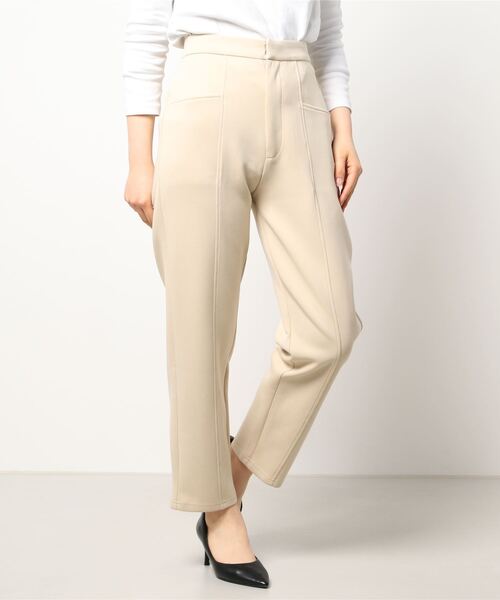 Q（キュー）の「ダンボール切替テーパードパンツ（その他パンツ・レディース・ベージュ/オリーブ・MEDIUM）」の6枚目の写真