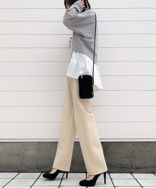 Q（キュー）の「ダンボール切替テーパードパンツ（その他パンツ・レディース・ベージュ/オリーブ・MEDIUM）」の7枚目の写真