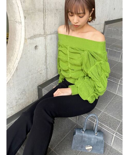 EMODA（エモダ）の「ワイドドレープニット（ニット/セーター・レディース・ブルー/アイボリー/ライム/ブラック・FREE）」の13枚目の写真