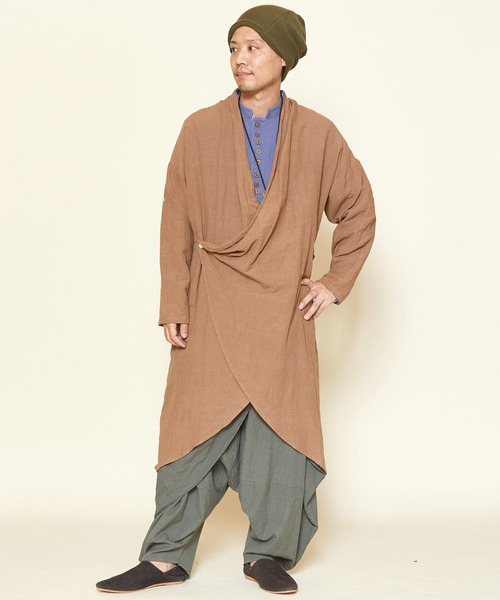 チャイハネ（チャイハネ）の「【チャイハネ】ドレープMEN'S変形ロングカーディガン（カーディガン/ボレロ・メンズ・ブラック/ブラウン/グリーン系その他/ホワイト/ベージュ/ネイビー/キャメル/グレー/ホワイト系その他・FREE）」の6枚目の写真