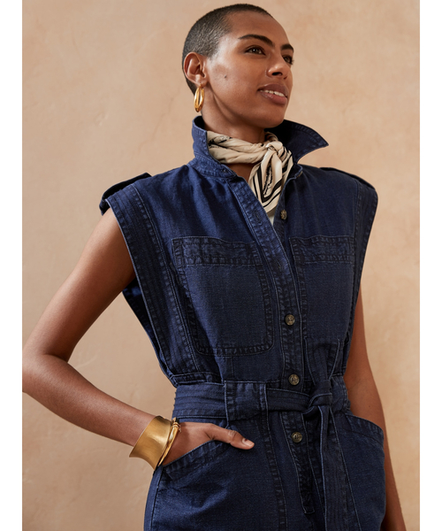 Banana Republic(バナナリパブリック)の「リネン コットン ユーティリティ クロップドジャンプスーツ(つなぎ/オールインワン・レディース・インディゴブルー・S/M/L/XS)」の2枚目の写真