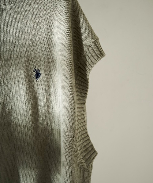 U.S. POLO ASSN.(ユーエスポロアッスン)の「【U.S. POLO ASSN./ユーエスポロアッスン】別注ワンポイント刺繍ベスト/ユニセックス/ニットベスト(ベスト・メンズ・ネイビー/サックスブルー/ブラック/グリーン/ブルー・SMALL/LARGE/MEDIUM)」の19枚目の写真
