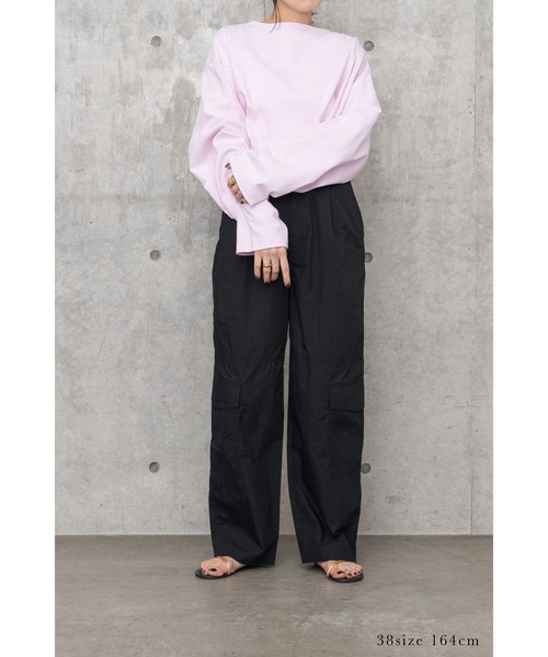 LA PEAU DE GEM（ラポドゥジェム）の「【LA PEAU DE GEM】ナイロンカーゴパンツ（カーゴパンツ・レディース・ホワイト/ブラック・S/M）」の2枚目の写真