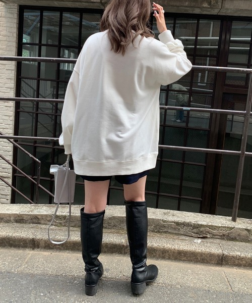 OLIVE des OLIVE(オリーブデオリーブ)の「【ZOZO限定】ルーズなCat裏毛スウェット(スウェット・レディース・ライトグレー/オフホワイト・FREE)」の4枚目の写真