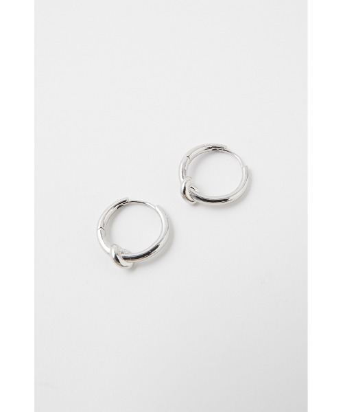 MOUSSY（マウジー）の「KNOT EARRINGS（ピアス（両耳用）・レディース・ゴールド/シルバー・FREE）」の7枚目の写真