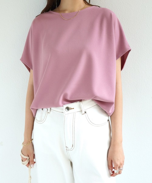 andme(アンドミー)の「きれいめ梨地ポンチドルマンスリーブトップス(Tシャツ/カットソー・レディース・ブラック/ブラウン/カーキ/グレイッシュベージュ/ピンク系その他/ピンクベージュ/ネイビー/ライトベージュ・M/L)」の8枚目の写真