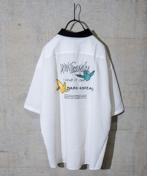 （What it isNt）ART BY MARKGONZALES（ワットイットイズント）の「【h】〔(what it isNT)ART BY MARK GONZALES〕バック刺繍ワークシャツ　半袖（シャツ/ブラウス・メンズ・ホワイト/グリーン/その他2/その他1/ブラック・X-LARGE/MEDIUM/LARGE）」の2枚目の写真