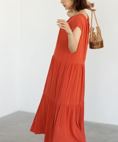 楊柳素材ティアードワンピース