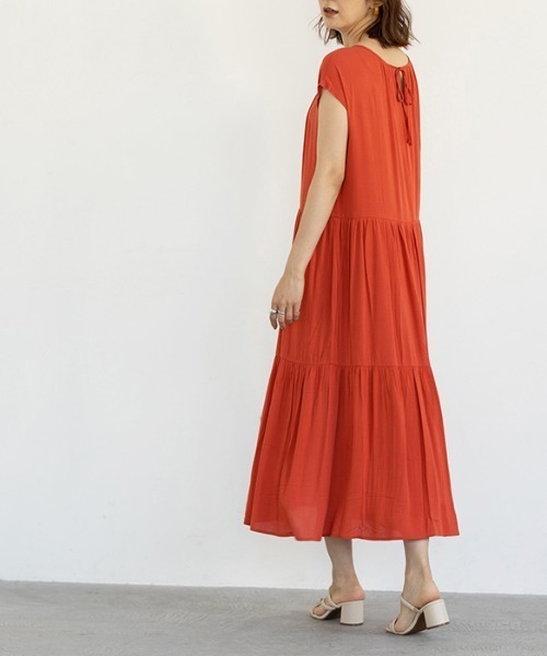GeeRA(ジーラ)の「楊柳素材ティアードワンピース(ワンピース・レディース・ネイビー/ブルー/オレンジ・LARGE/MEDIUM/X-LARGE)」の19枚目の写真