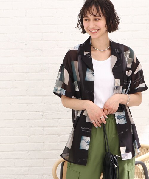 Cutie Blonde（キューティーブロンド）の「◆グラフィックプリントシャツ（シャツ/ブラウス・レディース・ホワイト系3/ブラック系・00）」の11枚目の写真