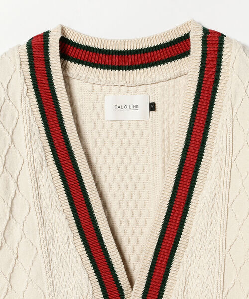 Ray BEAMS（レイビームス）の「CAL O LINE / チルデン Vネック カーディガン（カーディガン/ボレロ・レディース・ナチュラル・ONE SIZE）」の3枚目の写真