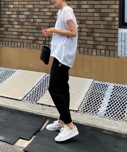 Re:EDIT（リエディ）の「[低身長/高身長/大きいサイズ有][洗濯機で洗える]ジョーゼットピンタックスリットジョガーパンツ（その他パンツ・レディース・ブルー/オレンジ/グレー/ブラック/アイボリー/モカ・LARGE/MEDIUM/SMALL/TALL/SHORT/X-LARGE）」の22枚目の写真