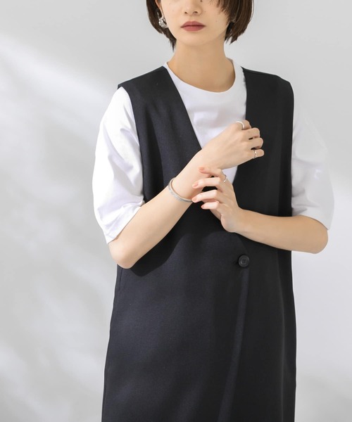 KBF（ケイビーエフ）の「カーブスリーブTシャツ（Tシャツ/カットソー・レディース・ブラック/ブラウン/オフホワイト/ラベンダー・ONE）」の6枚目の写真