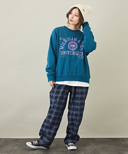 CUBE SUGAR（キューブシュガー）の「無地天竺カットソー長袖クルーネックロングTシャツ（Tシャツ/カットソー・レディース・ホワイト/チャコールグレー/パープル/グレイッシュベージュ・M）」の10枚目の写真