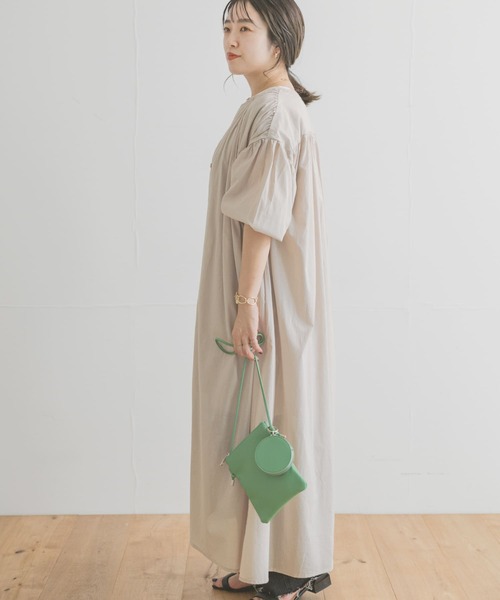 ITEMS URBANRESEARCH（アイテムズ アーバンリサーチ）の「ギャザーシャツワンピース（ワンピース・レディース・ブラウン/ライトブルー/グレー系その他・FREE）」の9枚目の写真