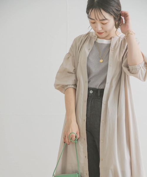 ITEMS URBANRESEARCH（アイテムズ アーバンリサーチ）の「ギャザーシャツワンピース（ワンピース・レディース・ブラウン/ライトブルー/グレー系その他・FREE）」の12枚目の写真