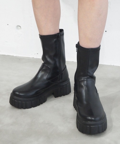 tiptop（ティップトップ）の「ボリュームソールストレッチブーツ（ブーツ・レディース・ブラック/アイボリー・L/M）」の20枚目の写真
