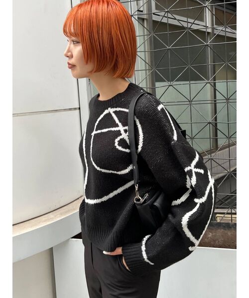 EMODA（エモダ）の「ラインパターンニット（ニット/セーター・レディース・ブラック/ホワイト/ブラウン・FREE）」の3枚目の写真