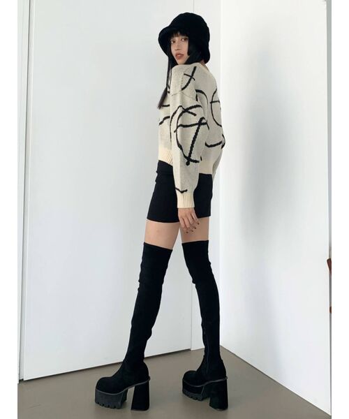 EMODA（エモダ）の「ラインパターンニット（ニット/セーター・レディース・ブラック/ホワイト/ブラウン・FREE）」の17枚目の写真