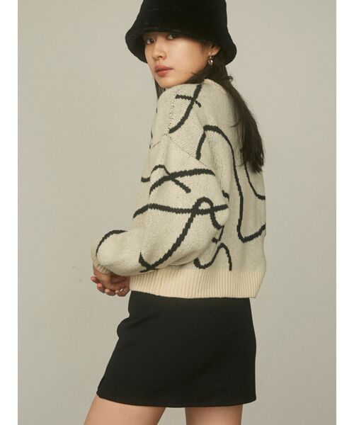 EMODA（エモダ）の「ラインパターンニット（ニット/セーター・レディース・ブラック/ホワイト/ブラウン・FREE）」の11枚目の写真