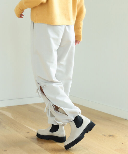 BeAMS DOT（ビームスドット）の「BeAMS DOT / 裾 リボン ドロストパンツ（その他パンツ・レディース・ブラック/ベージュ/パープル・FREE）」の3枚目の写真