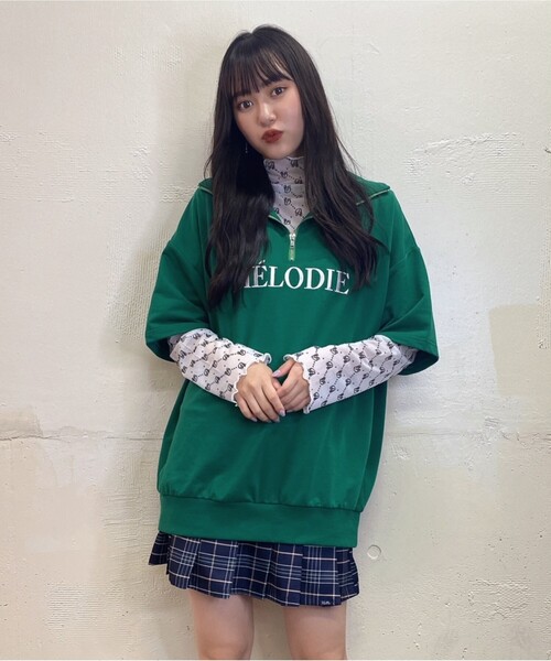 PINK-latte(ピンクラテ)の「◆【セットアイテム/ニコラ掲載商品】5分袖ハーフZIPチュニック+シアートップスセット(Tシャツ/カットソー・キッズ・ライトグレー/ブラック/グリーン・15 /14/16)」の11枚目の写真
