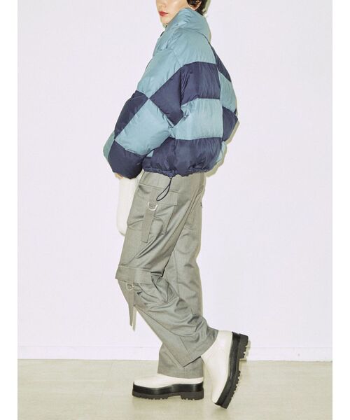 jouetie（ジュエティ）の「ブロッキングショートダウン（ブルゾン・レディース・アイボリー/ブラック/ブルー/ボルドー・MEDIUM）」の11枚目の写真