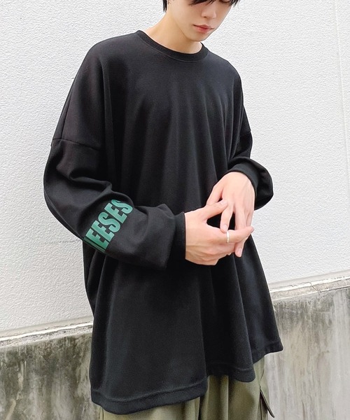 Figments（フィグメンツ）の「cheeses cracker ロゴロンT（Tシャツ/カットソー・レディース・ホワイト/ブラック・FREE）」の2枚目の写真