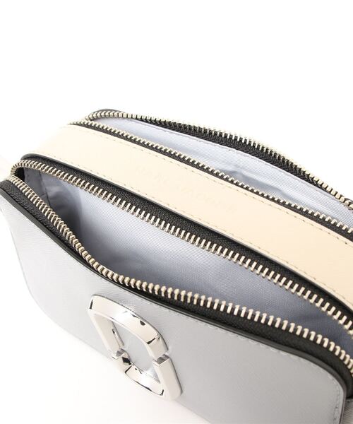 MARC JACOBS（マークジェイコブス）の「THE SNAPSHOT COLORBROCKED/ザ スナップショット カラーブロック ショルダーバッグ（ショルダーバッグ・レディース・グレー系・ONE SIZE）」の12枚目の写真