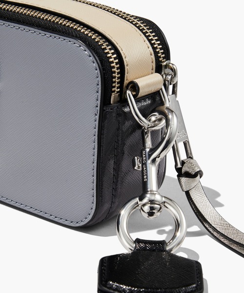 MARC JACOBS（マークジェイコブス）の「THE SNAPSHOT COLORBROCKED/ザ スナップショット カラーブロック ショルダーバッグ（ショルダーバッグ・レディース・グレー系・ONE SIZE）」の8枚目の写真