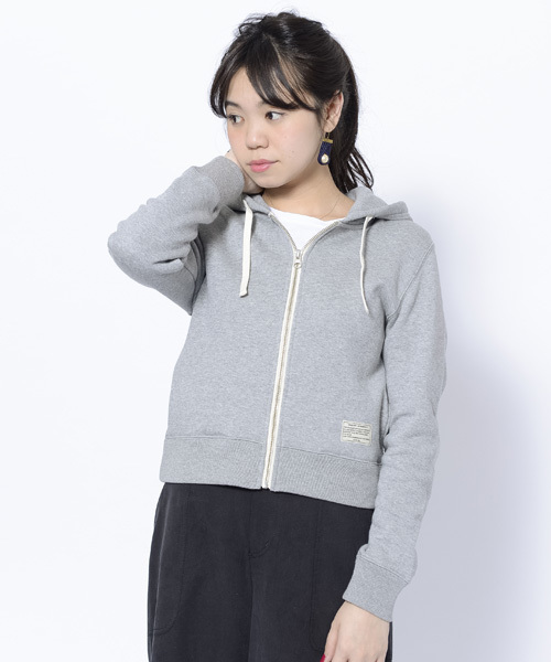 MILKFED.（ミルクフェド）の「CROPPED ZIP UP HOODIE（パーカー・レディース・アッシュ/ネイビー/バーガンディー・MEDIUM/SMALL）」の4枚目の写真
