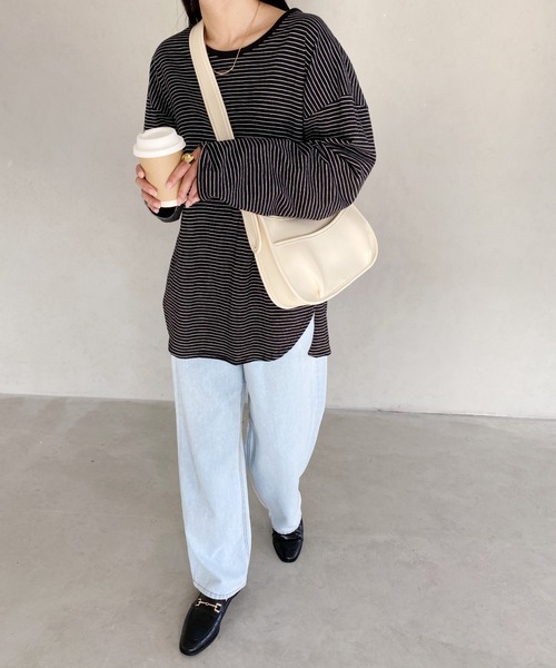 wears(ウェアーズ)の「太ベルト2WAY PU素材 ショルダーバッグ(ショルダーバッグ・レディース・ブラック/アイボリー/ブラウン/レッド/グレイッシュベージュ/ワイン・FREE)」の11枚目の写真