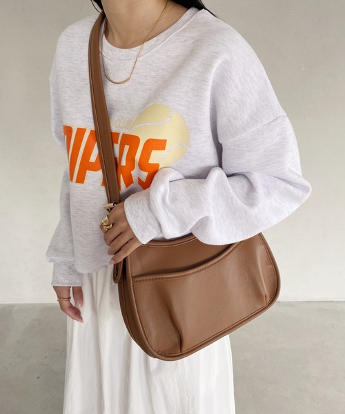 wears(ウェアーズ)の「太ベルト2WAY PU素材 ショルダーバッグ(ショルダーバッグ・レディース・ブラック/アイボリー/ブラウン/レッド/グレイッシュベージュ/ワイン・FREE)」の19枚目の写真