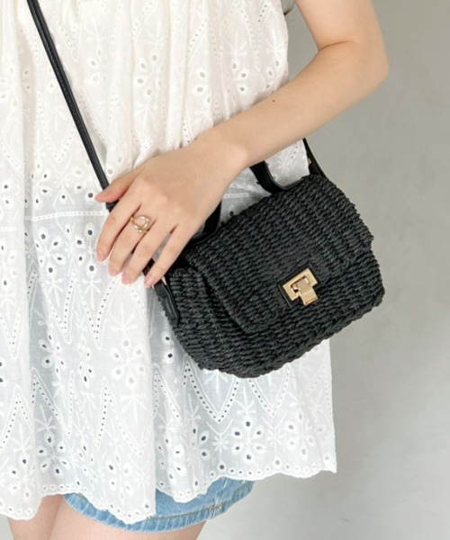 Loueme(ルエム)の「【23S/S】アイレットレースチュニックワンピース(ワンピース・レディース・ホワイト・FREE)」の6枚目の写真