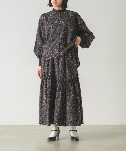 idem(イデム)の「flower frill tiered skirt/小花柄ティアードスカート【Sサイズ展開あり】(スカート・レディース・ブラック/ベージュ・FREE/SMALL)」の7枚目の写真