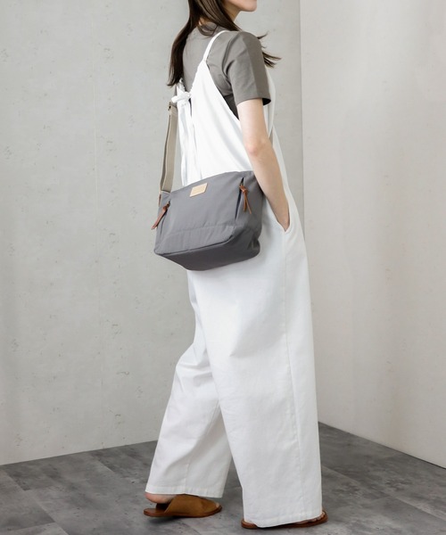 Per sist ence（パーシエンス）の「Per sist ence/パーシエンス　バックリボンサロペット（サロペット/オーバーオール・レディース・グリーン/ネイビー/ダークグレー/アイボリー・FREE）」の6枚目の写真