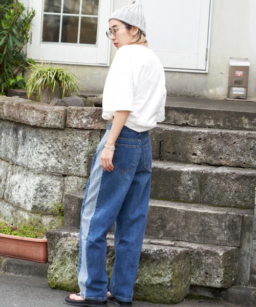 Auntie Rosa Holiday(アンティローザホリデー)の「アメフトロゴ刺繍T(Tシャツ/カットソー・レディース・ナチュラル/オフホワイト/ネイビー・FREE)」の13枚目の写真
