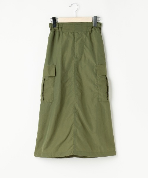 LOVETOXIC（ラブトキシック）の「サスペンダーつきカーゴロングスカート（スカート・キッズ・カーキ/ブラック・L/S/M）」の11枚目の写真
